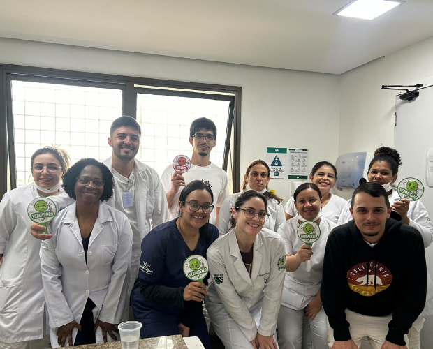 Acad�micos de Enfermagem da Univ�s realizam treinamento sobre Acredita��o ONA no CHSL